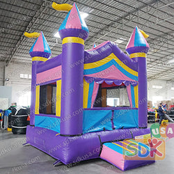 GC-032   Inflatable purple castle